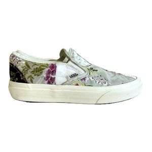 🚨FINAL PRICE🚨 VANS CLASSIC SLIP-ON (BROCADE) PATCHWORK / TRUE WHITE Women’s 6.5.